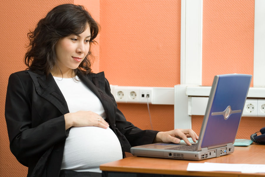 Работа для беременных на дому: обзор вариантов. Как заработать беременной женщине