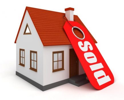 Успешной продаже жилья помогут заговоры