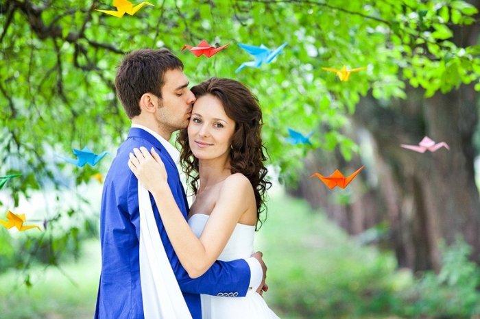 Свадебная фотосессия с использованием оригами журавликов